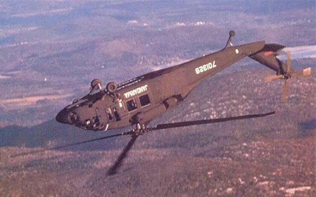 Sikorsky-UH-60-Black-Hawk Sikorsky UH-60 Black Hawk