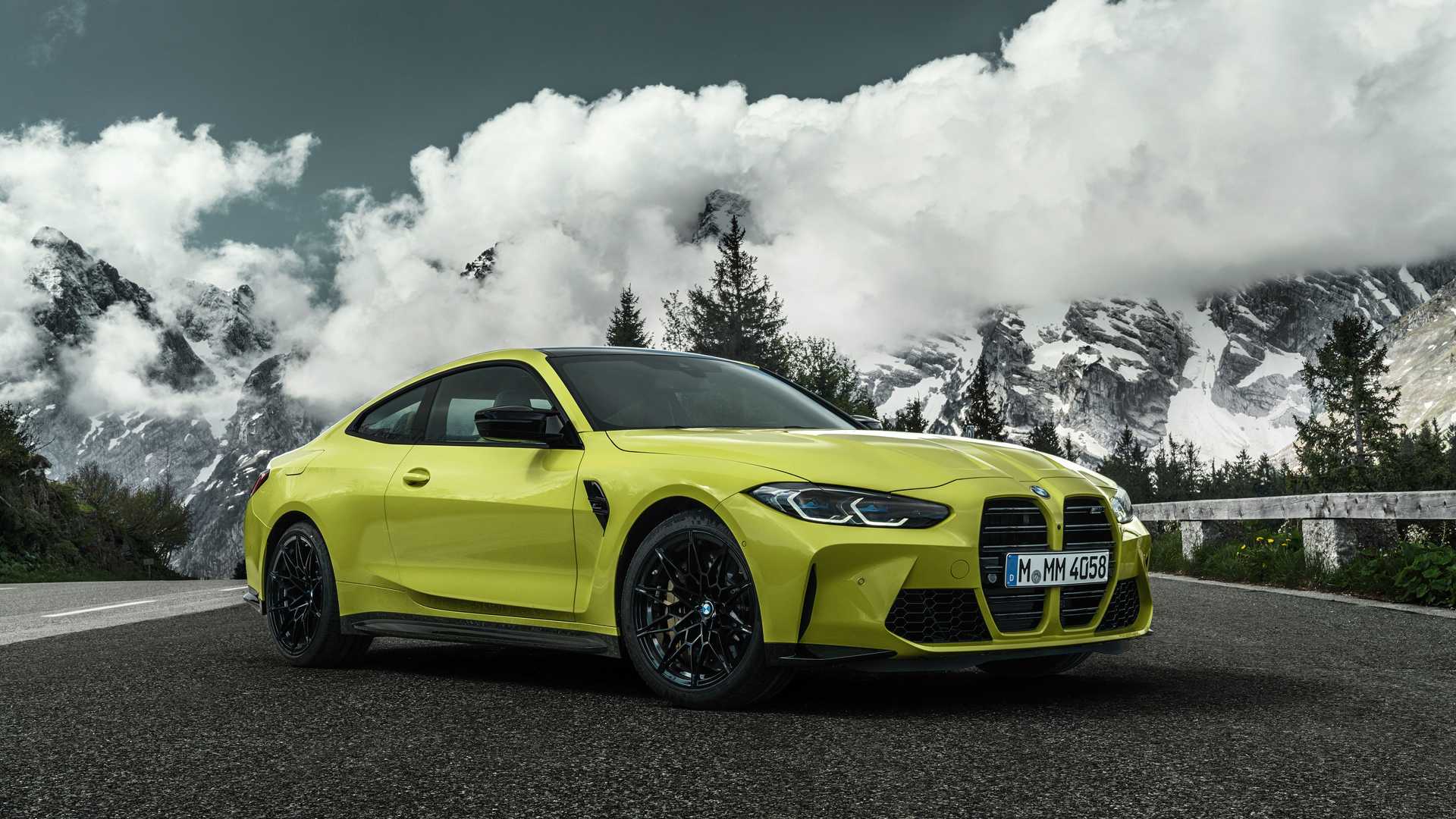 6th-Gen BMW M3 and M4 Introduced with Exaggerated Grille-3 6th-Gen BMW M3 and M4 Introduced with Exaggerated Grille-3
