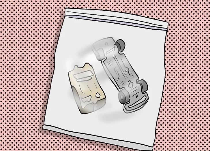 How to Paint Over a Diecast Car-Step-2