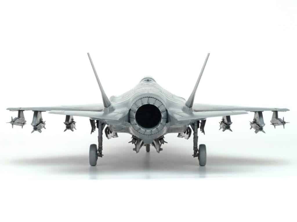 Tamiya-61124-Lockheed-Martin-F-35A-Lightning-II-10 Tamiya-61124-Lockheed-Martin-F-35A-Lightning-II-10