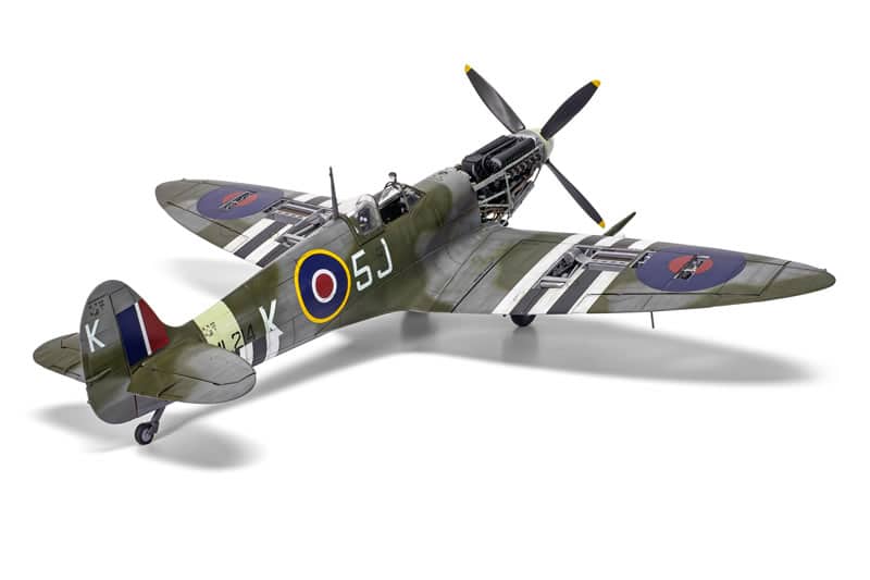 Airfix 124 scale ALL NEW Supermarine Spitfire Mk.IXc-5