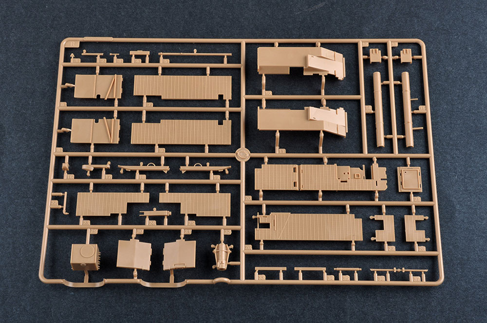 M1001-WM790-Erector-Lanucher-Trailer-Parts-1