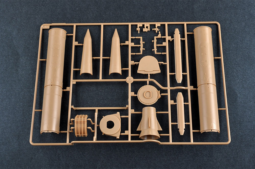 M1001-WM790-Erector-Lanucher-Trailer-Parts-10