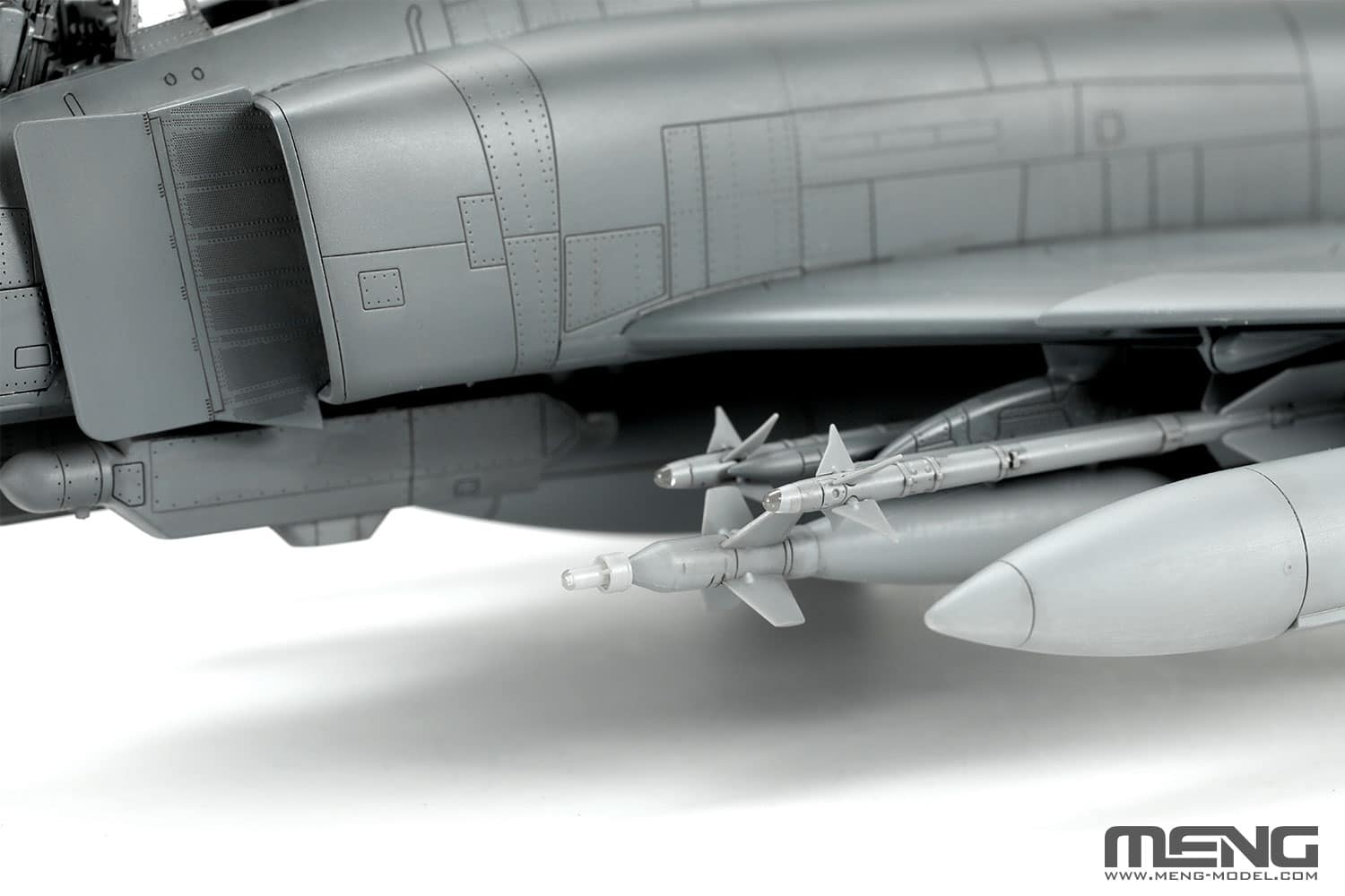 Meng 148 Scale F-4E Phantom II-7
