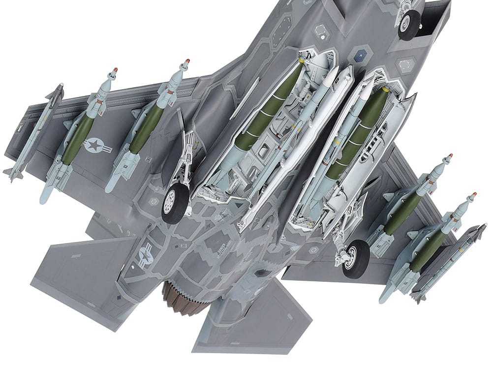 Tamiya 61124 48th scale Lockheed Martin F-35A Lightning II Weapons Tamiya 61124 48th scale Lockheed Martin F-35A Lightning II Weapons