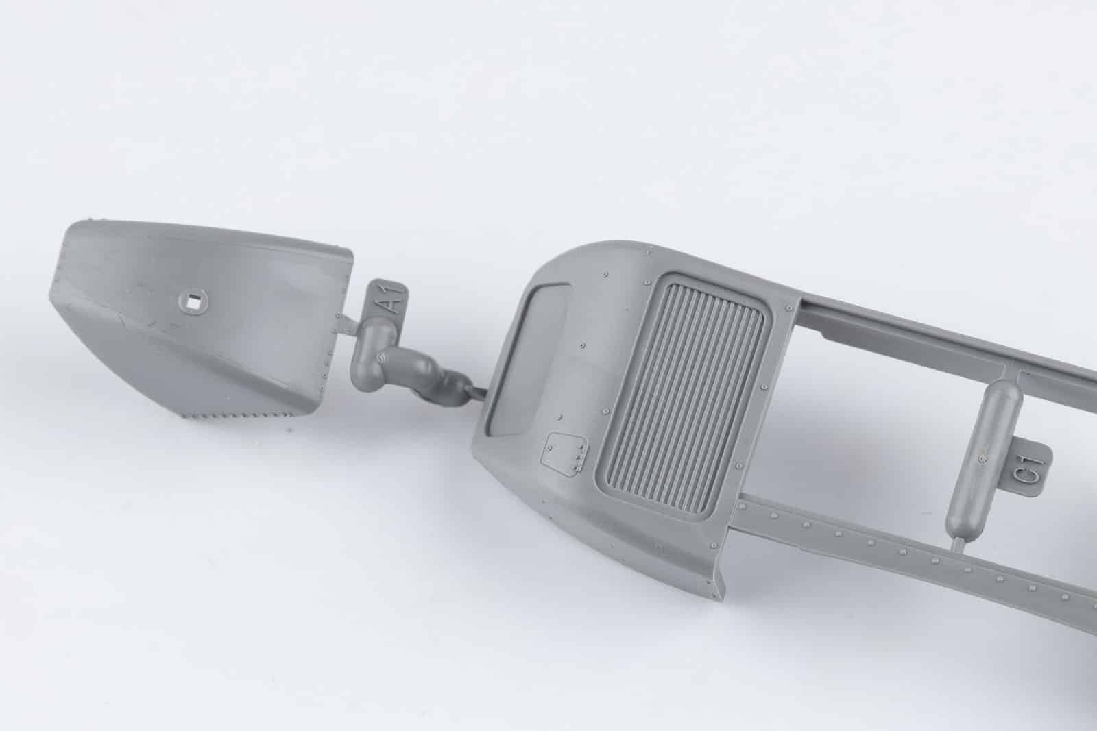 Takom-135-AH-64D-Apache-Longbow-Sprues-17