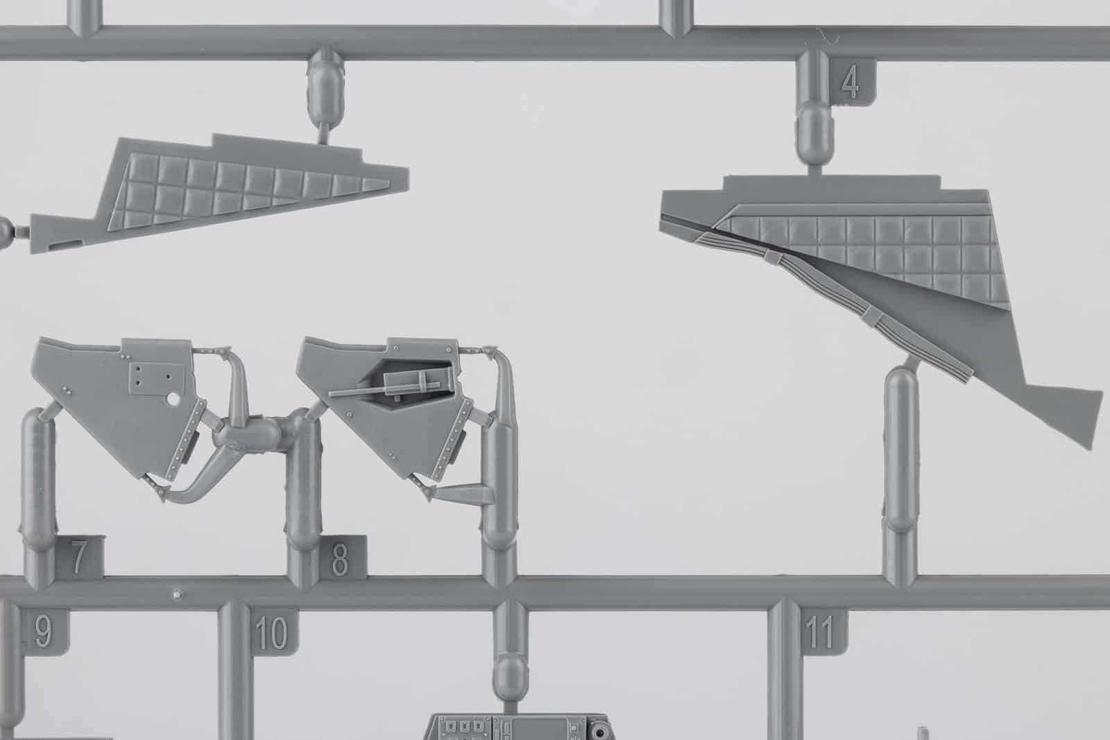 Takom-135-AH-64D-Apache-Longbow-Sprues-43