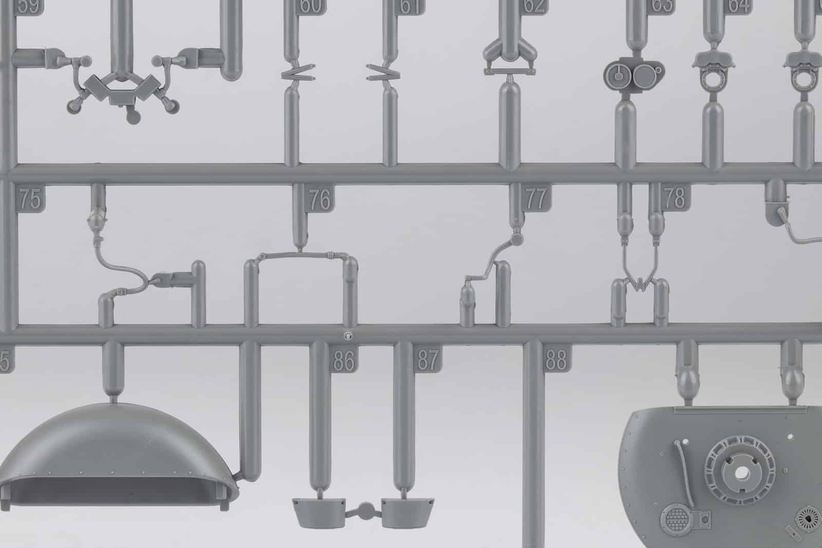 Takom-135-AH-64D-Apache-Longbow-Sprues-54