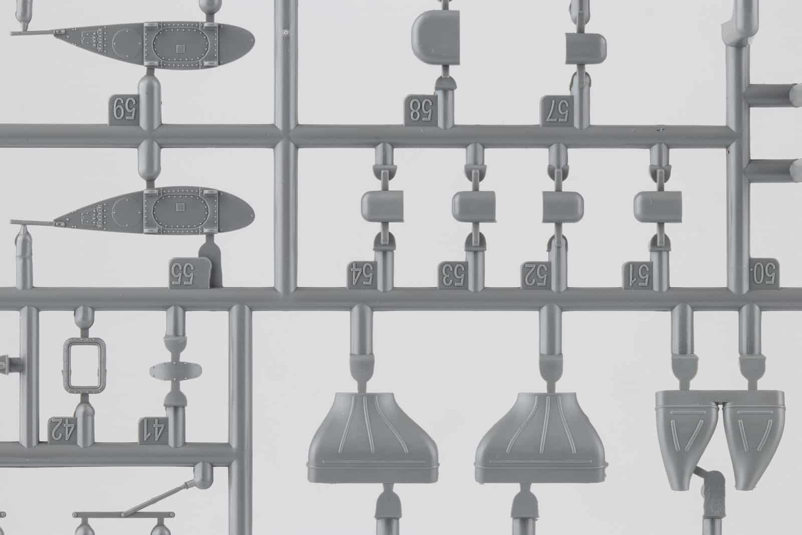 Takom-135-AH-64D-Apache-Longbow-Sprues-81
