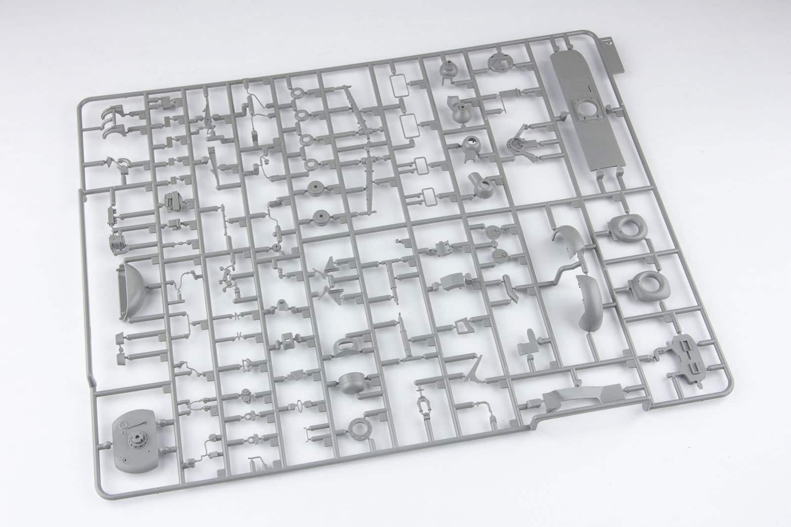 Takom 1/35 AH-64D Apache Longbow Sprues Part-4