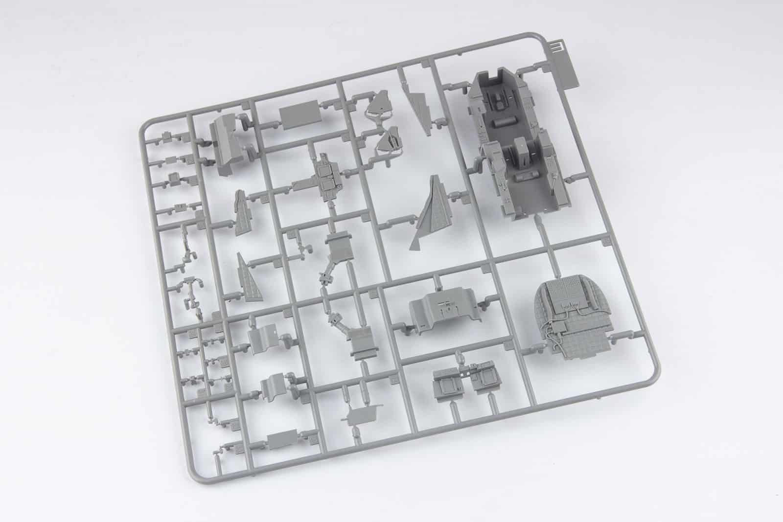 Takom 1/35 AH-64D Apache Longbow Sprues Part-7