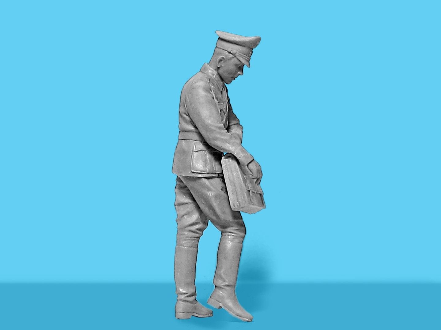 ICM 1/24 WWII German Staff Personnel-7