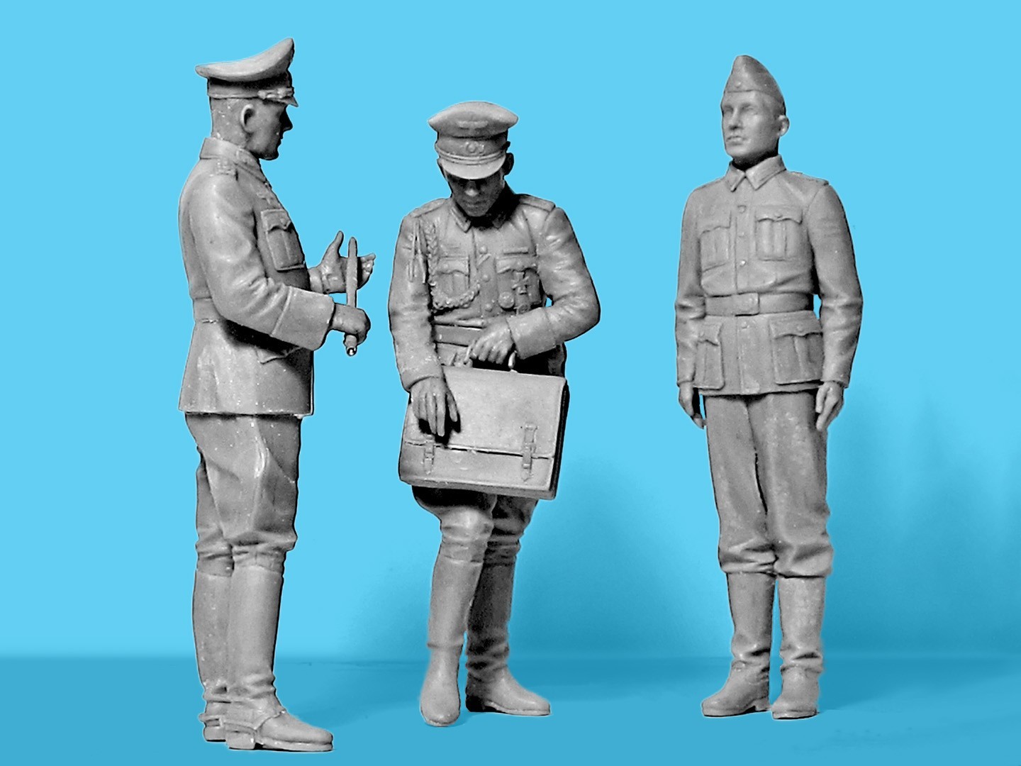 ICM 1/24 WWII German Staff Personnel-1