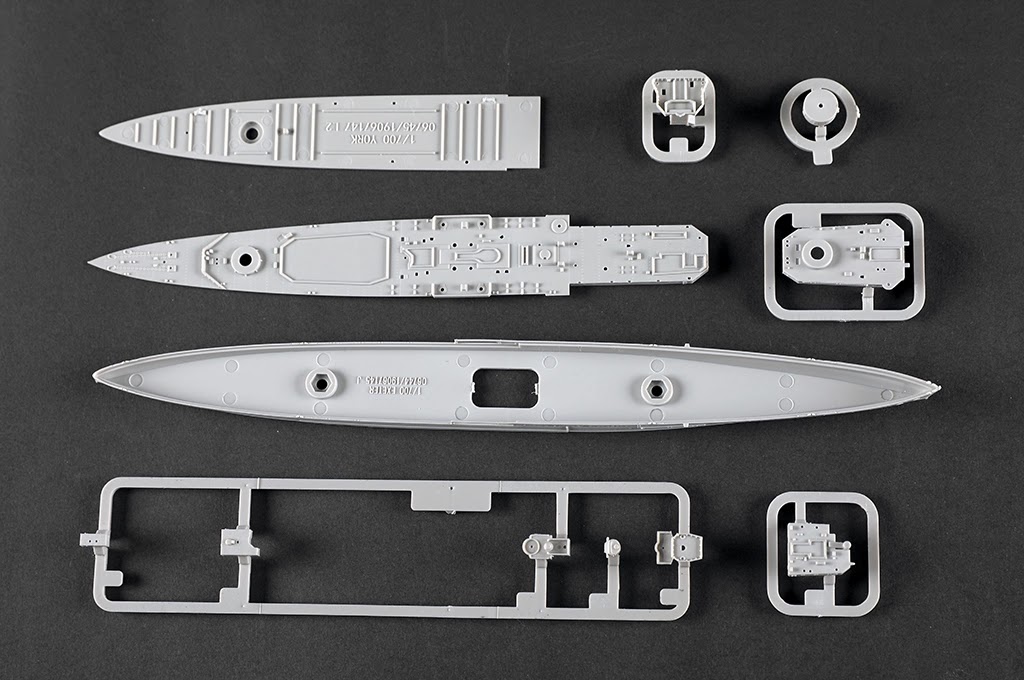 Royal Military from the Breeze & Sea from Trumpeter in December HMS York Sprues-3