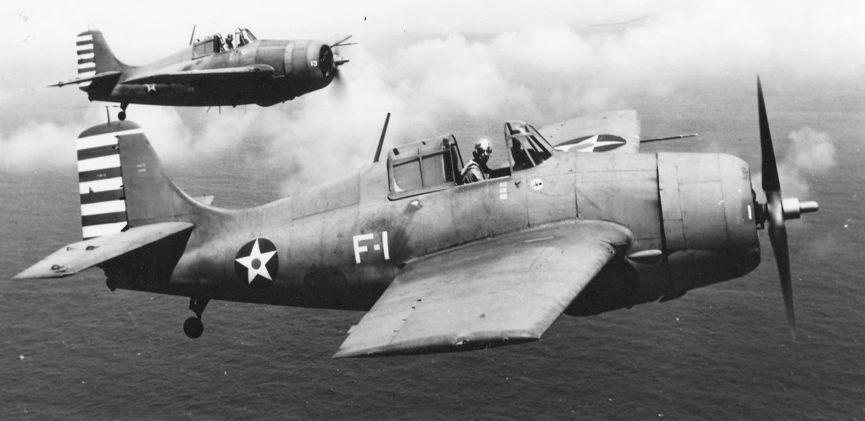 Valiant Wings Publishing new A&M: Grumman F4F Wildcat-2