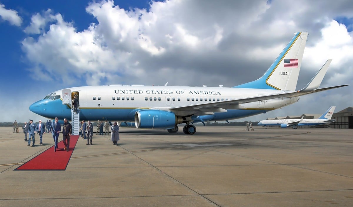 Big Plane Kits' 172 Scale Boeing C-40A Clipper