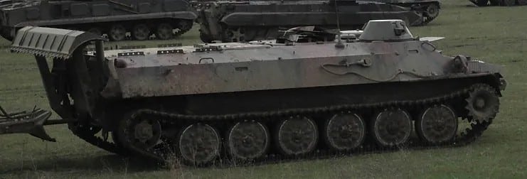 SP Designs MT-LB and 2S1 Conversion Sets #392 MT-LB Dozer Equipment in Stowed Position Type 1 Trumpeter #5578-2