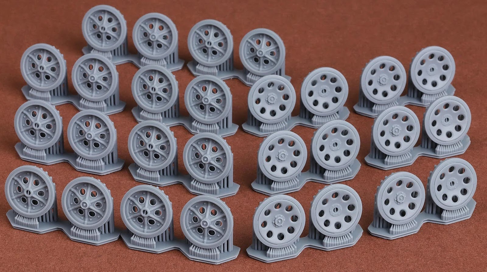 Sd.Kfz 251. roadwheel eager with hollowed hubs Resin