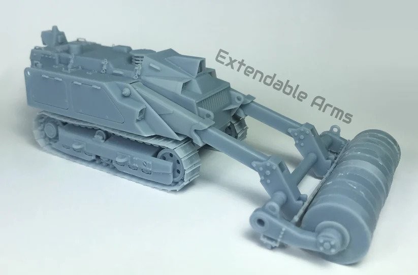 Russian Uran-6 Remote Mine Clearing Vehicle & Operator Test-2