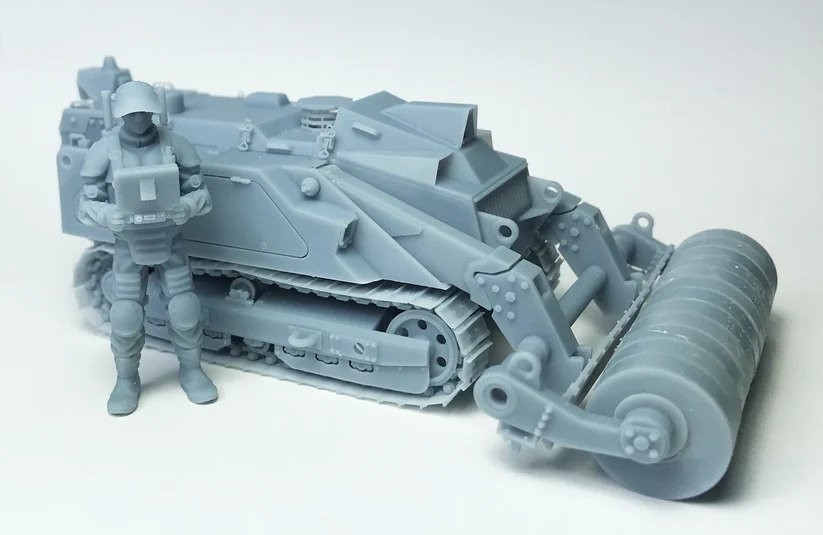 1/35 Modern Drone Operator Determine-2