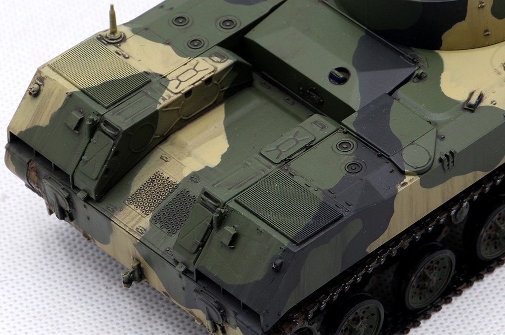 Hobby Boss: BMD-2 Airborne Infantry Fighting Vehicle Test Build-3