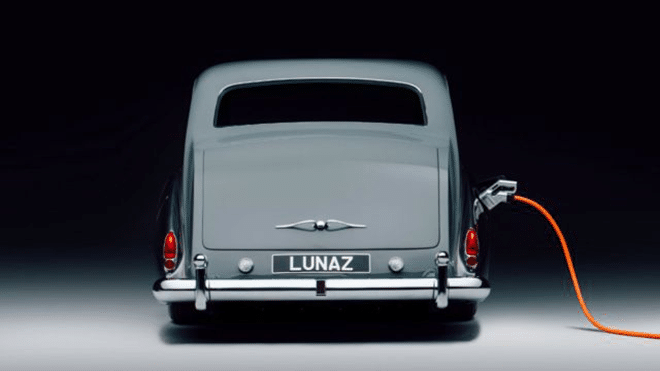 All-electric 1961 Rolls-Royce Phantom-5 All-electric 1961 Rolls-Royce Phantom-5