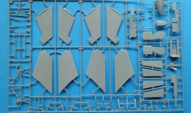 Revell-04994-F-18E_04 Revell 132 FA-18 E Super Hornet Review-3