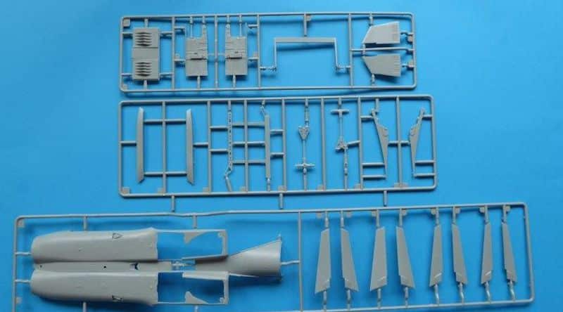 Revell-04994-F-18E_05 Revell 132 FA-18 E Super Hornet Review-4