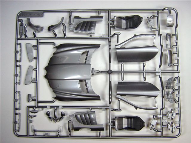 Tamiya Mercedes-Benz SLR McLaren Review-2 Tamiya Mercedes-Benz SLR McLaren Review-2