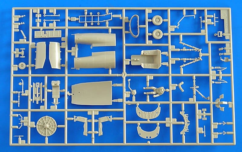 Hasegawa F-16F Block 60 UAE Air Force 1-48 Box Review-8 Hasegawa F-16F Block 60 UAE Air Force 1-48 Box Review-8