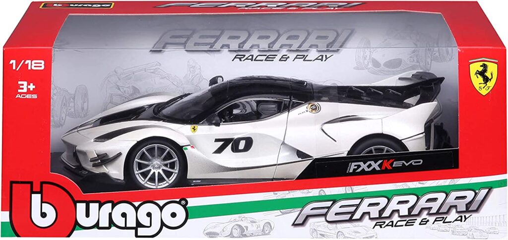 Ferrari FXX-K Evo - 118 Scale by Kyosho Box