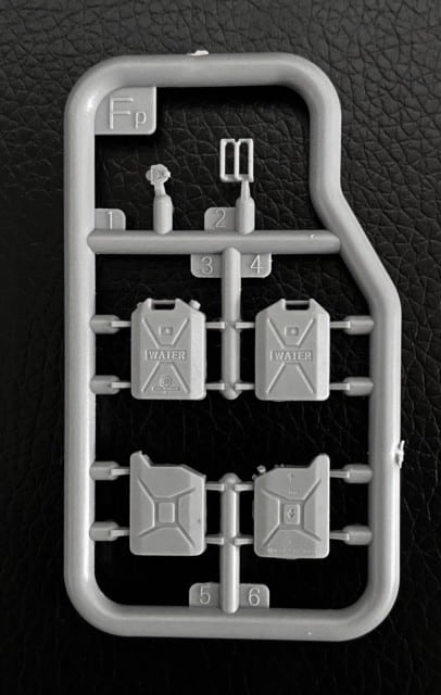 Gecko 135 Modern British 20L Fuel Can & Water Can Set-2