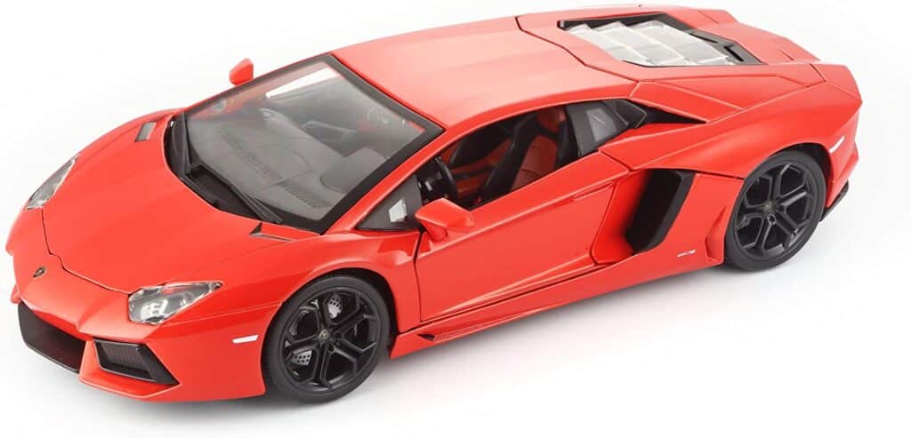 Lamborghini Aventador LP 700-4 - 1/24 Scale by Bburago