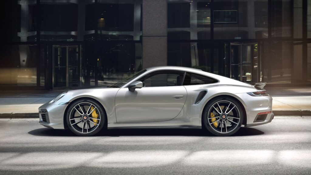 Porsche 911 Turbo S Side