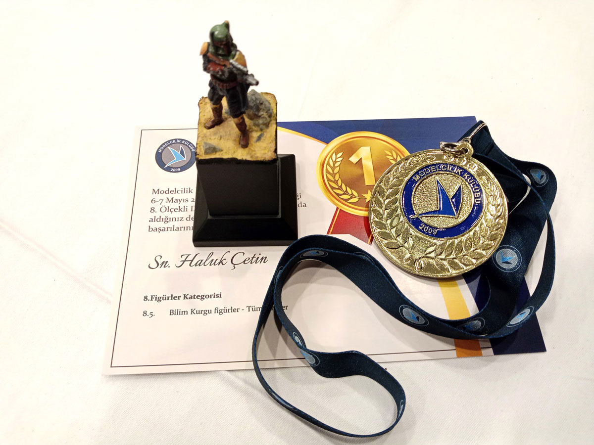 Boba-Fett-Figure-Gold-Medal