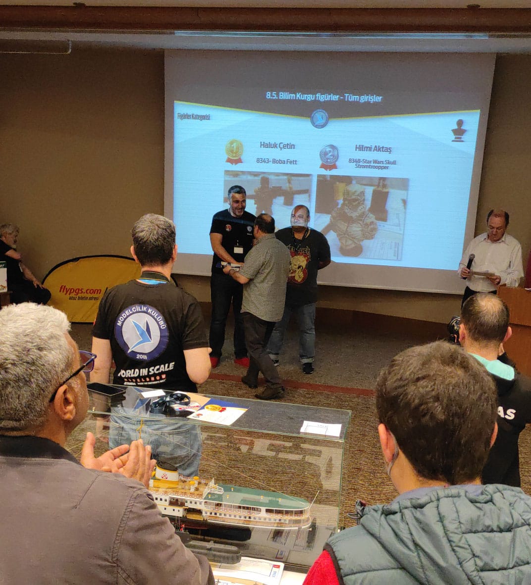 Boba-Fett-Gold-Medal-1