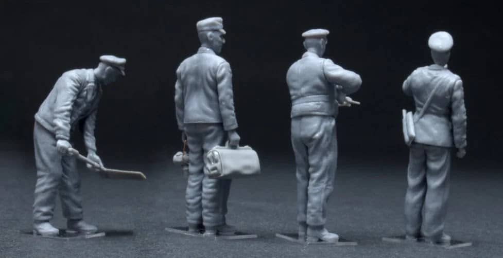 GERMAN RAILROAD STAFF 1930-40s 38012-2