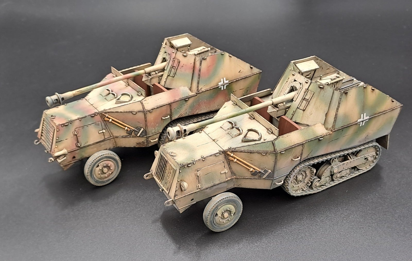 KM Model: Panzerjager-Fahrzeuge mit 7,5 cm PaK 40 Fgst S 307(f)