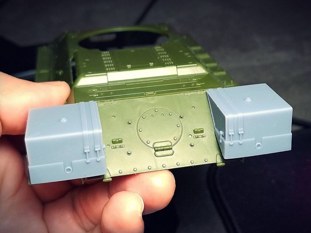 T-34 Fuel Tanks are "Square".