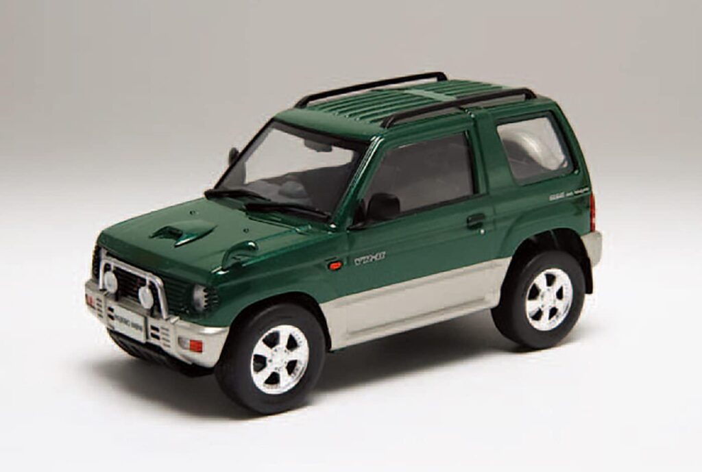 Fujimi Model 1/24 ID1 Mitsubishi Pajero Mini VR-II 1994 ID-1