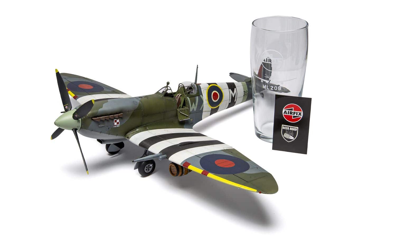 Airfix Unveils the Spitfire Mk.IXc Beers Away Bundle Wiht Glasses